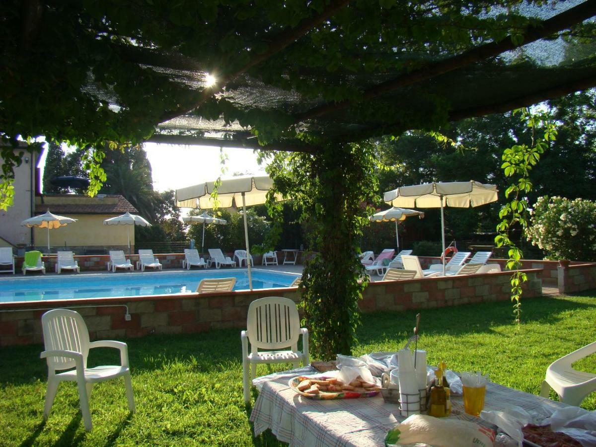 Casa Vacanze Guardamare San Vincenzo Extérieur photo